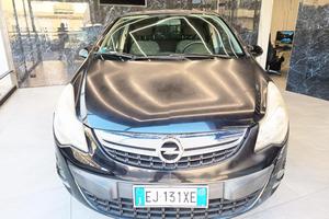 OPEL Corsa 1.2 5 porte Cosmo