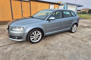 Audi A3 SPB 1.6 TDI 105 CV CR Ambition