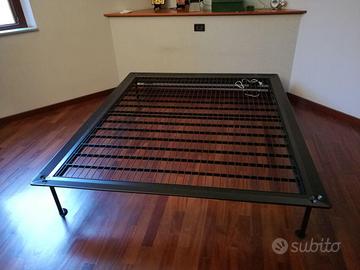 Struttura letto matrimoniale 180x150cm black metal