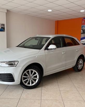 Audi Q3 2.0 TDI 120 CV Sport permuta e finanziamen
