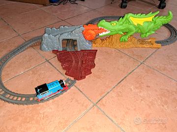 PISTA MattelThomas & Friends Fuga dal Dragone