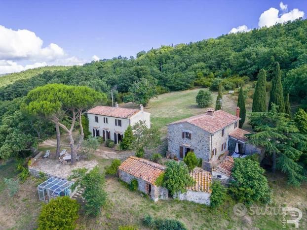 proprietà con vista sul mare