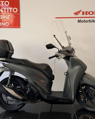 Honda SH 150 .