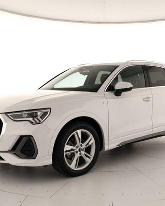 Audi Q3 35 2.0 tdi s line edition s-tronic