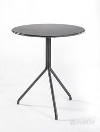 Tavolini da esterno e interno