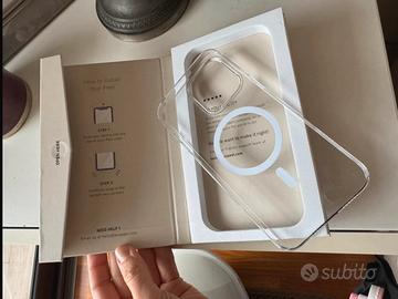 Cover ciatodia IPhone 15 Pro Max. Peel