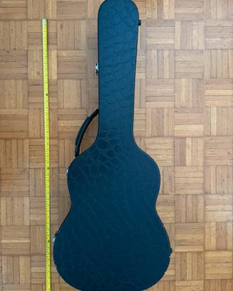 Cuatodia rigida per chitarra