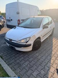 Ricambi Peugeot 206 1.1 3P Anno 2000 Codice Motore