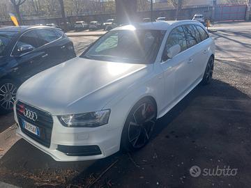 Audi A4 2.0 tdi 194cv S-Line quattro