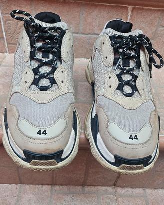 Balenciaga triple s