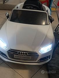 Auto elettrica audi s5