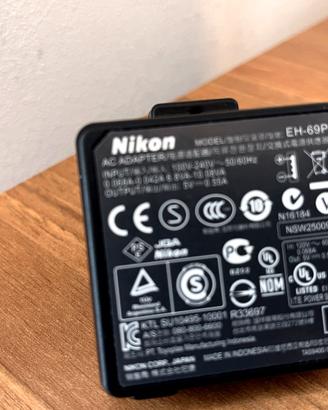 Caricabatterie USB Nikon originale fotocamera