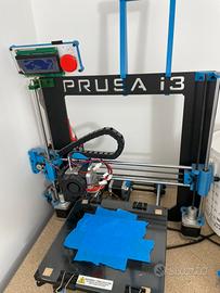 Stampante  3D prusa i3 hephestos