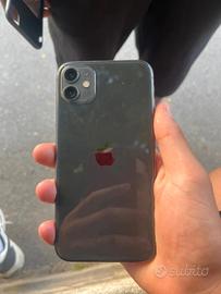 iPhone 11 64GB Nero - Condizioni Ottime (SIM LOCK)