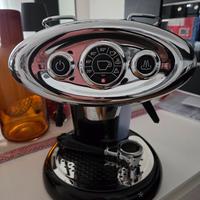 Macchina caffè Illy