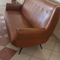 Divano 3 posti in ecopelle