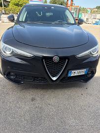 Stelvio 4 ruote motrici