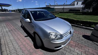 golf 5 V 2.0 tdi 16v 140cv sportline