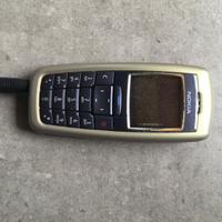 Nokia 2600 funzionante con caricabatterie