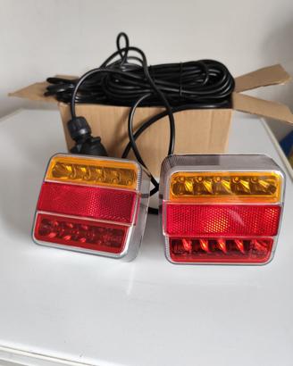 KIT FANALI POSTERIORI A LED  PER RIMORCHI 7.5 MT