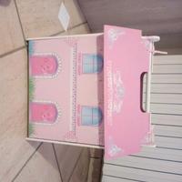 casa delle bambole in legno