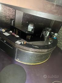 BANCONE BAR/RISTORANTE COMPLETAMENTE ATTREZZATO