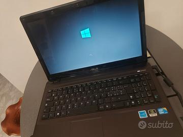 computer portatile notebook asus