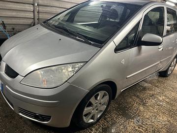 Mitsubishi Colt 1.5 DI-D HP 5p. Invite