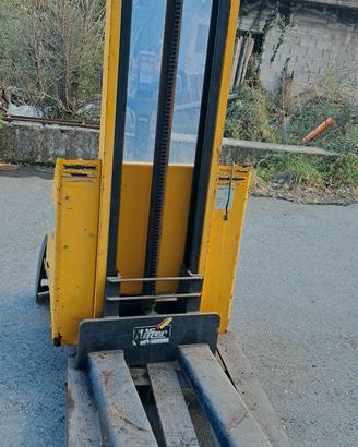 muletto sollevatore transpallet idraulico