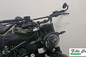 Husqvarna - Svartpilen 401 -