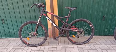 Mountain Bike ROCKRIDER 520S ruote 27.5 x 2.00