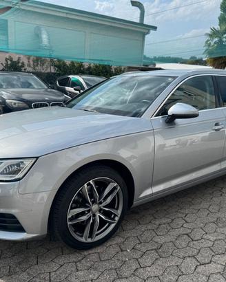 Audi A4 Avant 2.0 TDI 122 CV S tronic Business