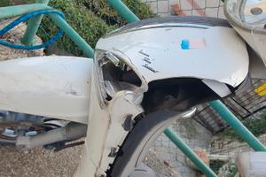 Scooter liberty 150 incidentato