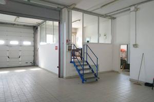 Locale commerciale artigianale uffici - Lap...