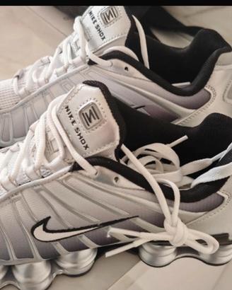 Nike shox n. 42