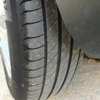 coppia gomme Michelin primacy 4 al 90% 215/65/17