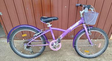 Bicicletta bambina colore viola e nero 