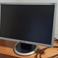 Monitor Samsung LCD, 19 pollici, silver, 16:9