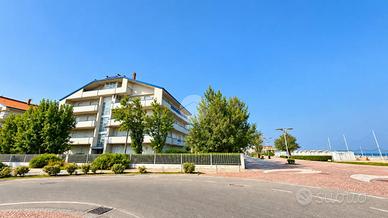 4 LOCALI A MISANO ADRIATICO