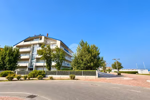4 LOCALI A MISANO ADRIATICO