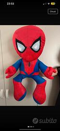 Peluche gigante nuovo spiderman altezza 90cm