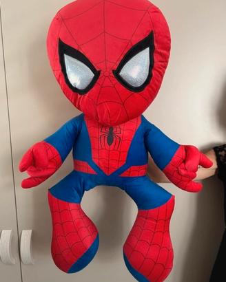 Peluche gigante nuovo spiderman altezza 90cm