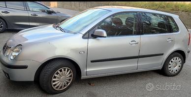 Volkswagen Polo 1..4 2V 5p. Trendline