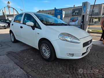 Fiat Grande Punto 1.2 5 porte con 182.000km Neopat