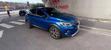 Renault Captur Plug-in Hybrid E-Tech 160 CV Intens