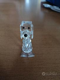 Swarovski cane in piedi