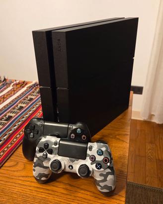 PlayStation 4 - Console nera + 2 Joypad originali