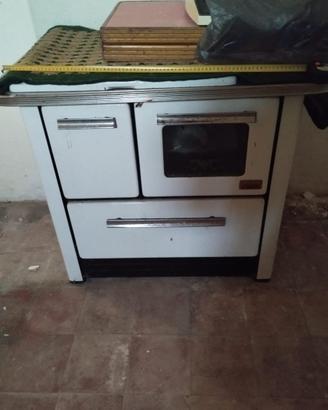 Cucina a legno