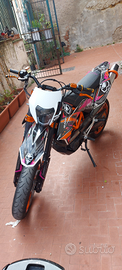 Ktm 690 smcr- incidentato