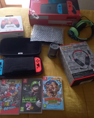 Switch console giochi e cuffie
